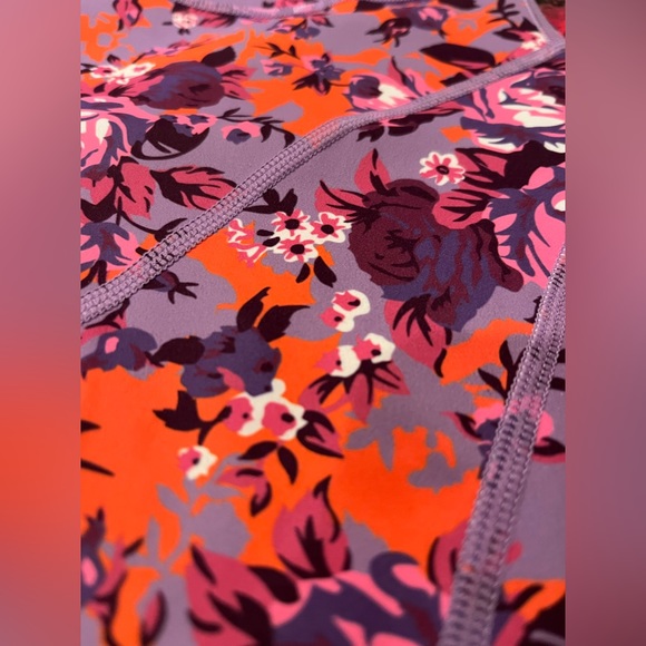 Relay Active shorts SMALL - Picture 5 of 5